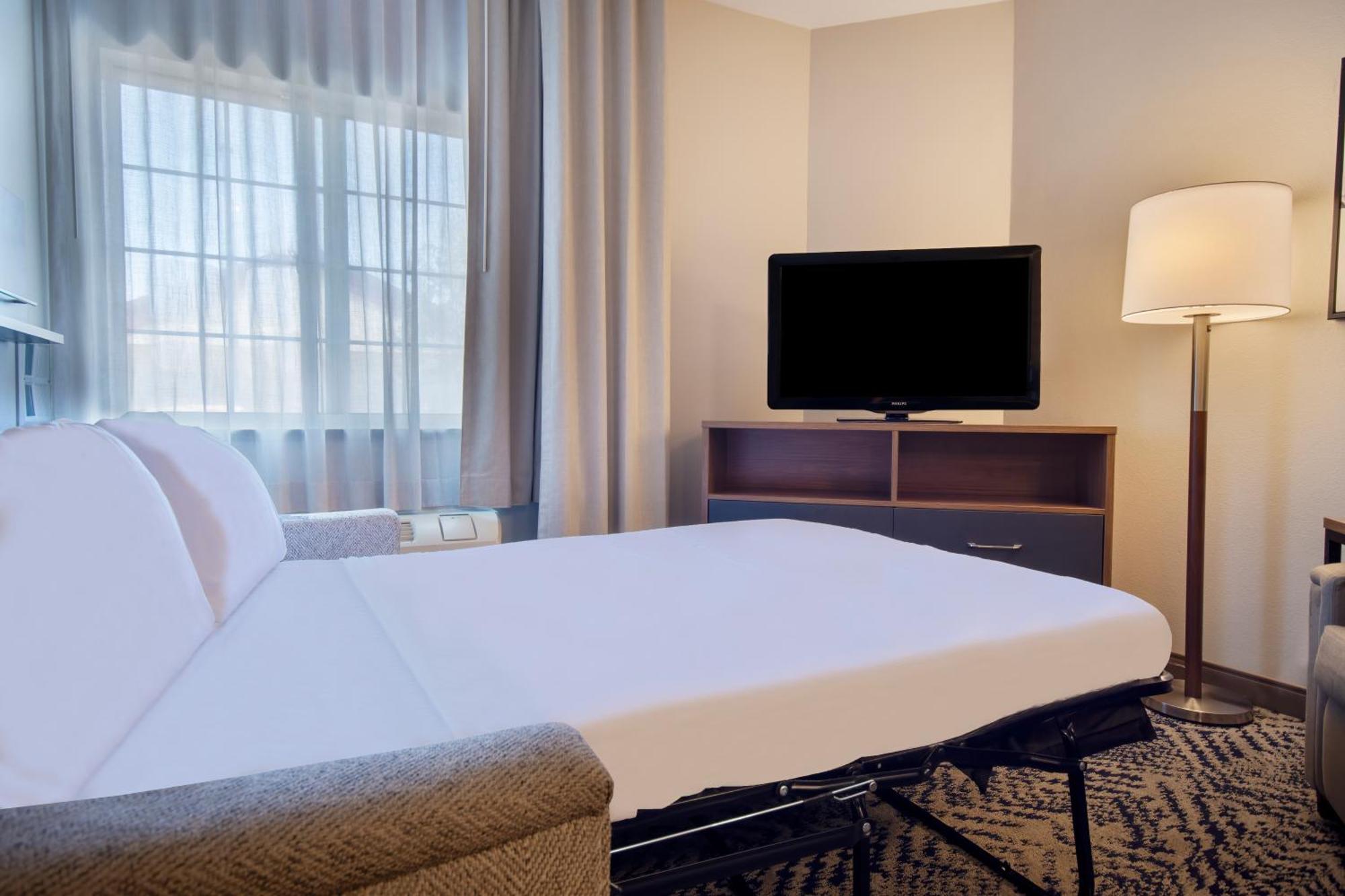 Candlewood Buffalo By Ihg Hotel Amherst