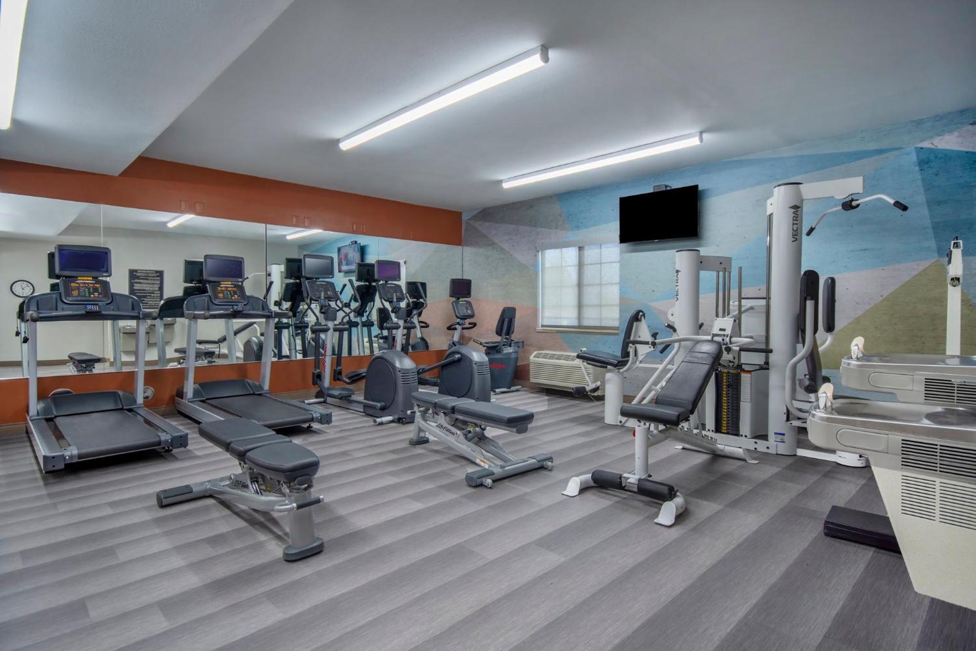 Candlewood Buffalo By Ihg Hotel Amherst