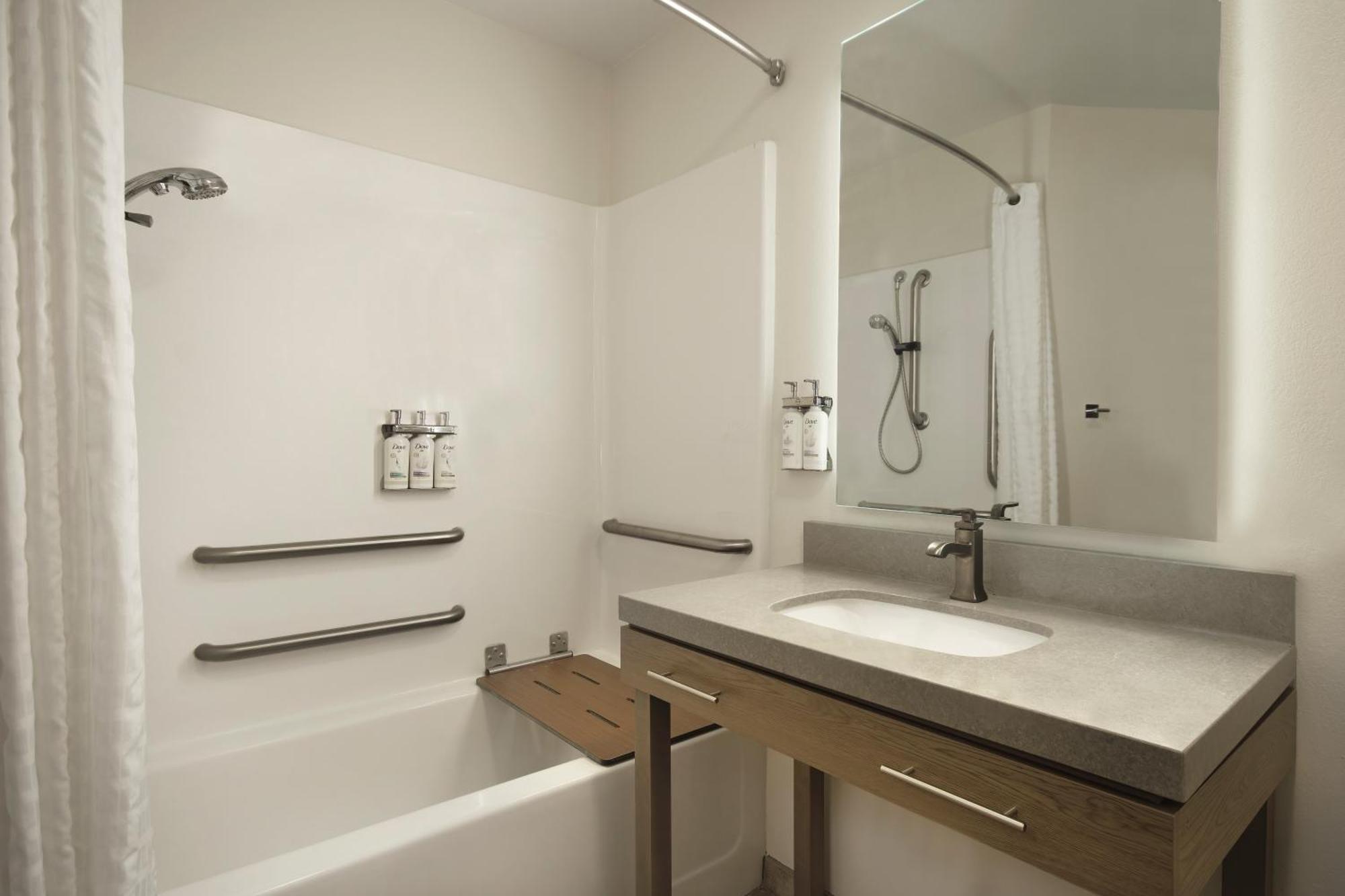 Candlewood Buffalo By Ihg Hotel